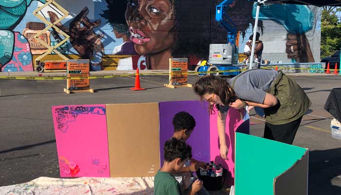 Mural-Crawl-Feature-Image-MSU-Broad-Collab-Below-the-Stacks