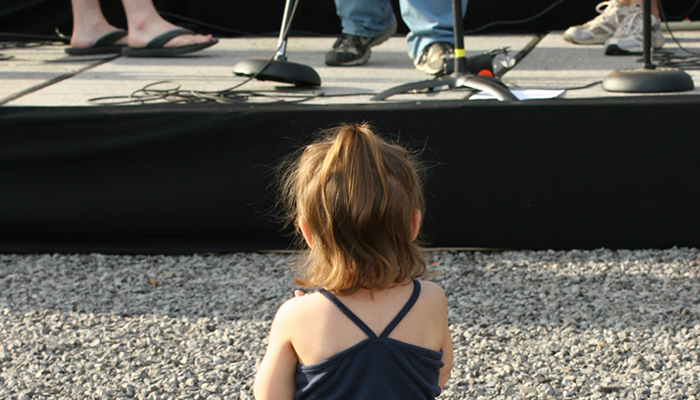 concerts in the park girl watching show