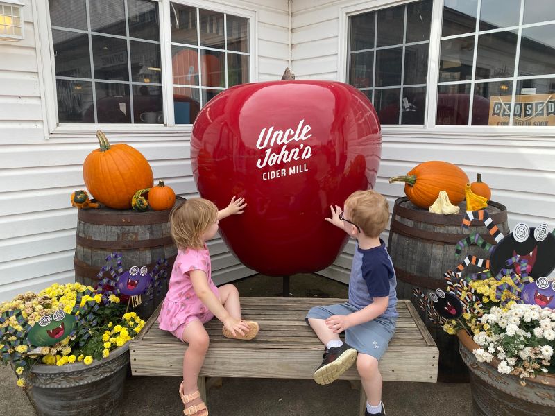 Uncle Johns Cider Mill - Trieweiler