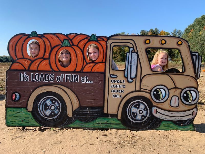 Uncle Johns Cider Mill, Eklund, Lansing 