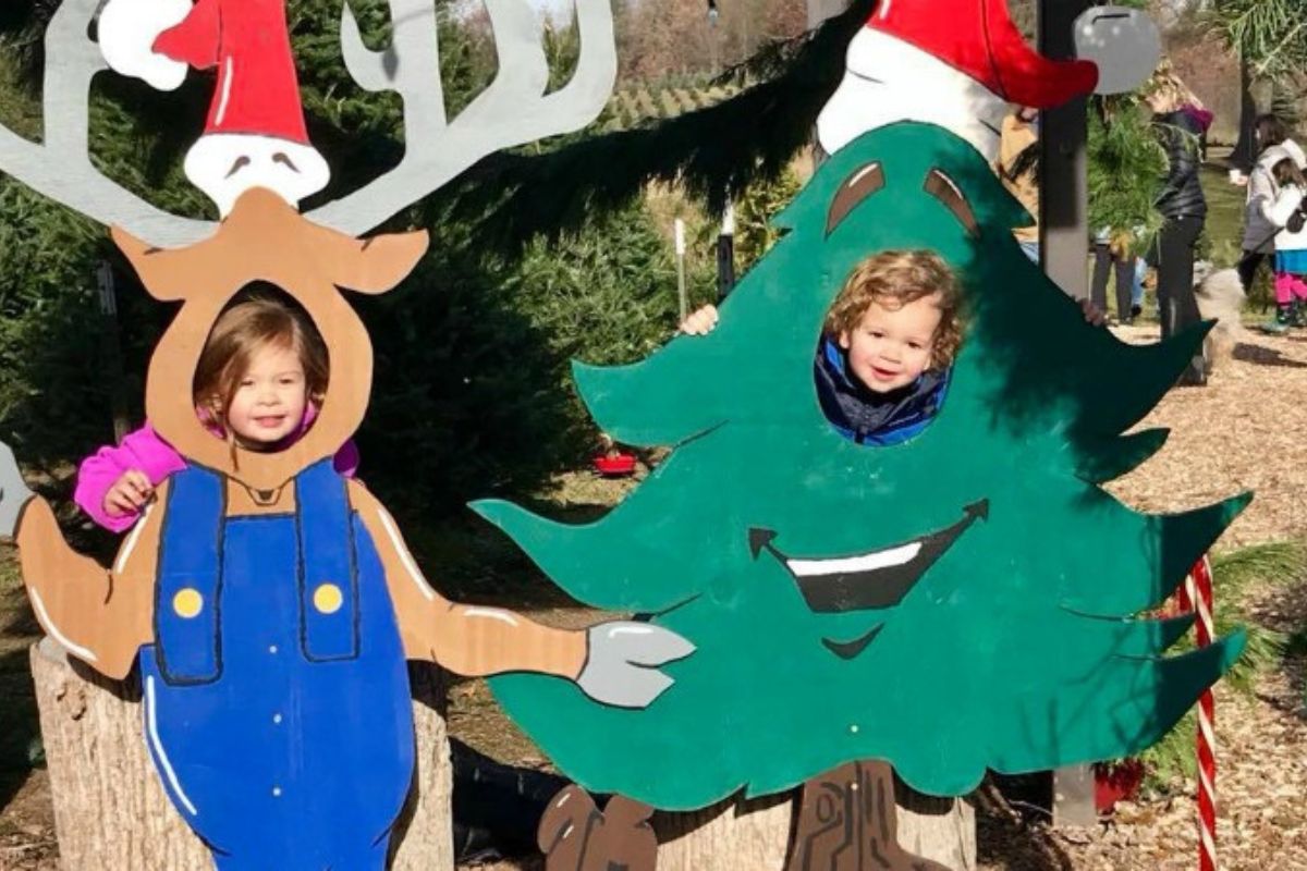 Kids posing at a Christmas event in Michigan