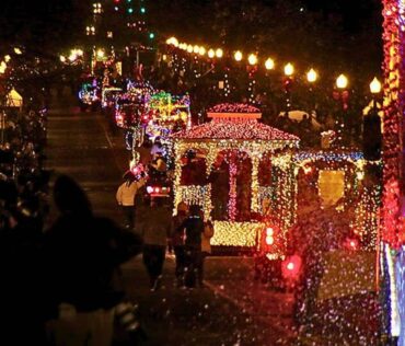 Howell Fantasy of Lights Parade Christmas Parades