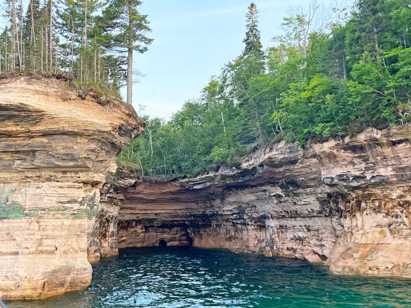 close up of Chapel Cove at Pictured Rocks National Lakeshore