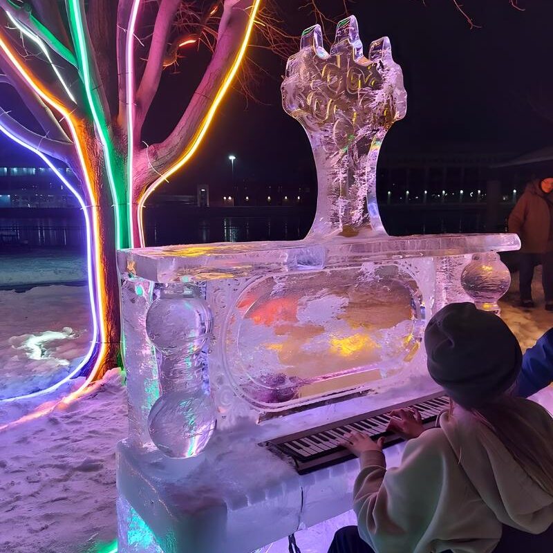 World-of-Winter-Ice-Piano