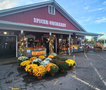 Spicer Orchard and Cider Mill in Fenton, MI