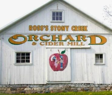 Stony Creek Orchard & Cider Mill in Romeo, MI
