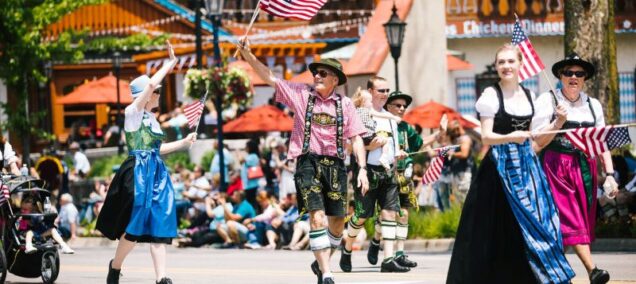 bavarian-festival-parade-frankenmuth-michigan