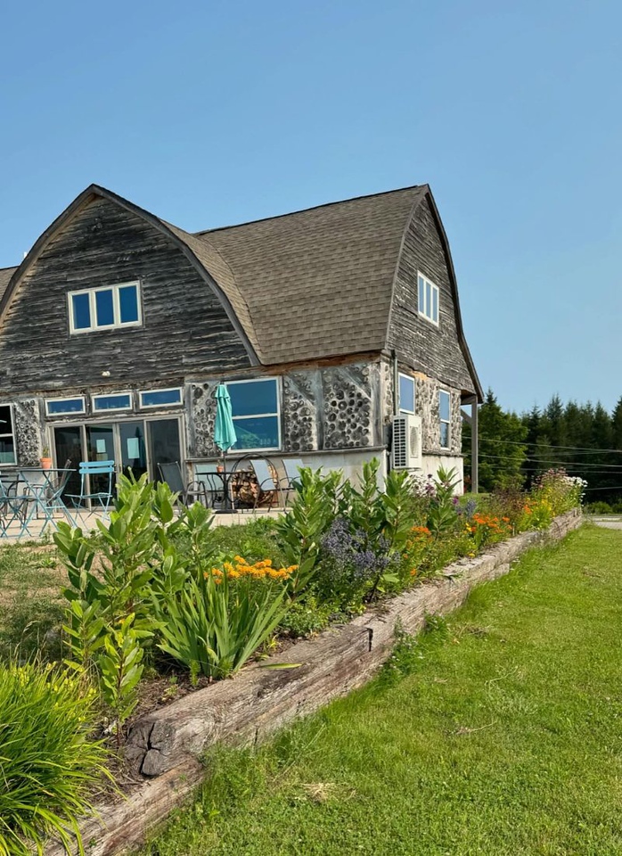 Walloon Lake Winery Petoskey Wine Route