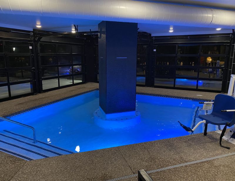Hotel Earl heated indoor pool