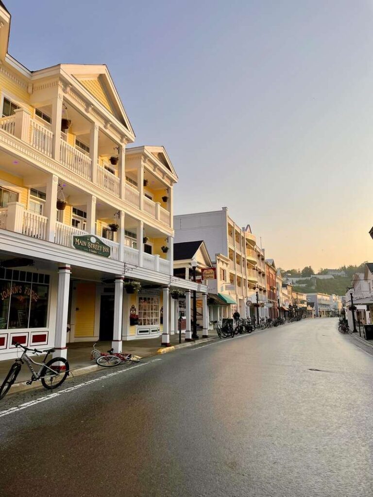 Main Street Inn and Suites