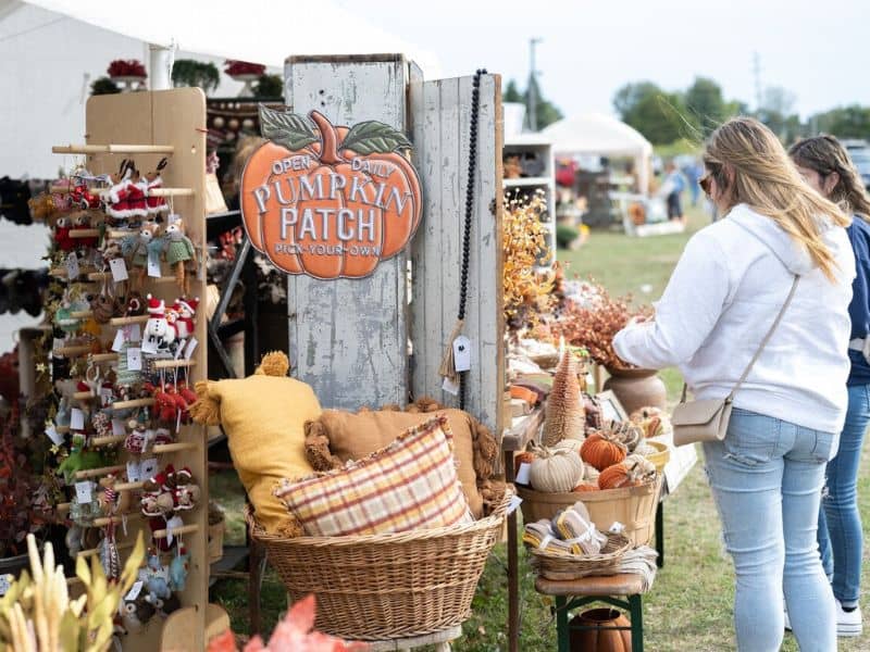 Submission Farmgirl Flea Market Fall Market (1)