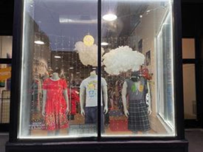 Decaydence Vintage - 71 Division Ave S