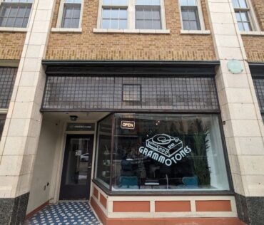 Grammotones - 120 Division Ave S 125