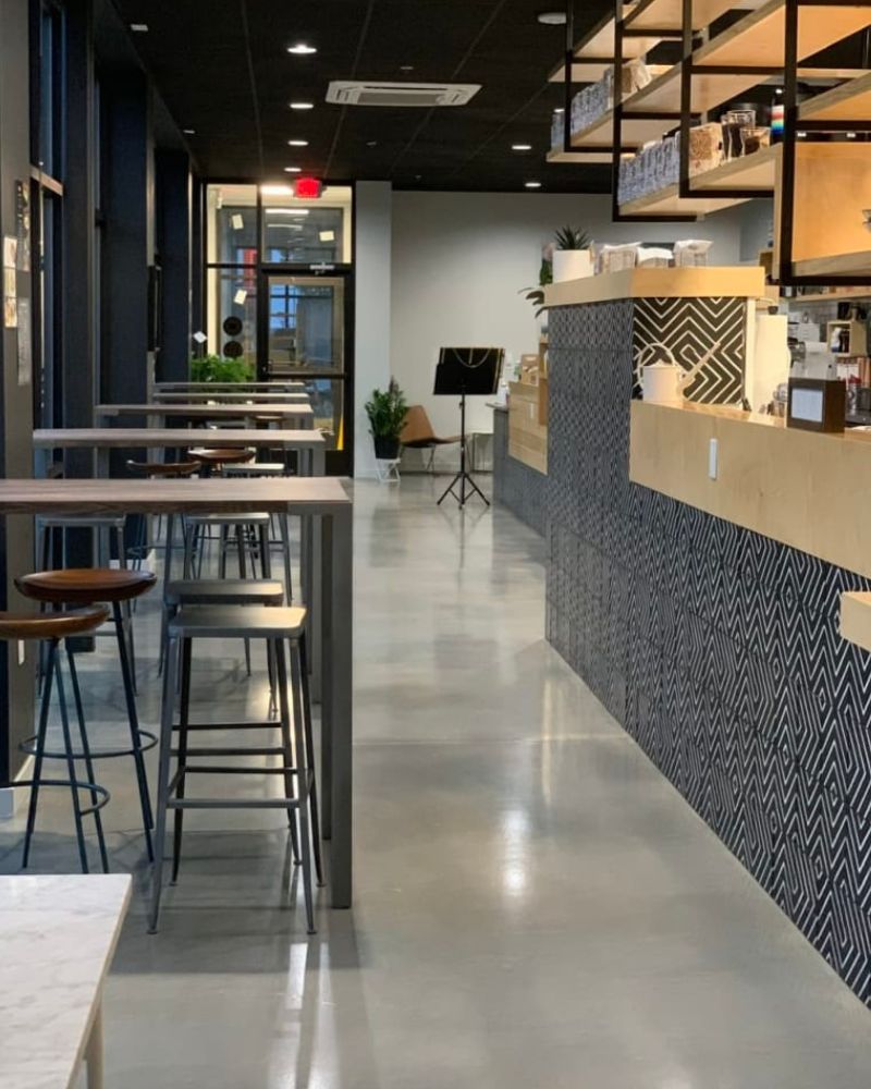 Kaffeine Place - Restaurant & Bar