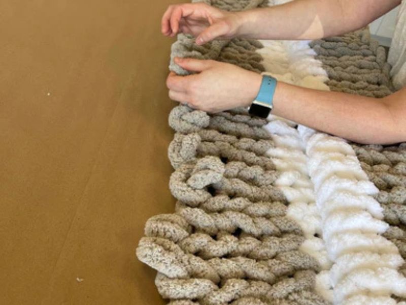 Hammer & Stein WM Cozy Knit Blanket Workshop webpage