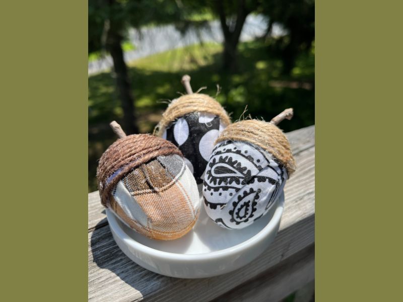 Submission Decoupage Acorns - Koetsiers