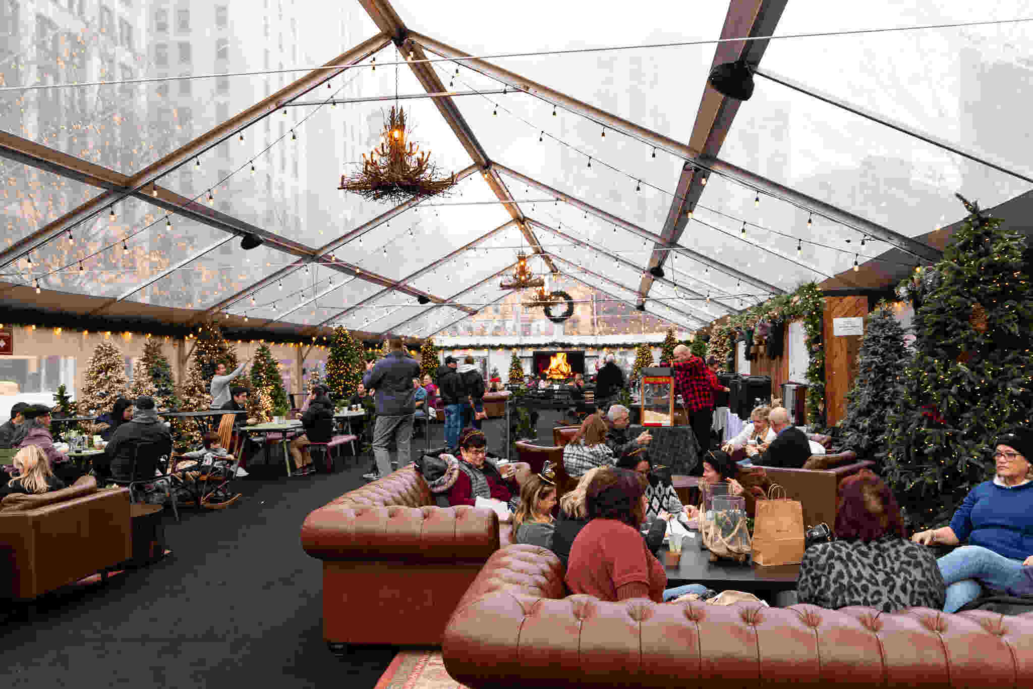 cadillac square christmas market detroit