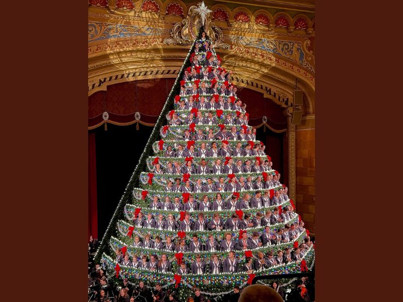 Mona Shores Tallest Singing Christmas Tree webpage