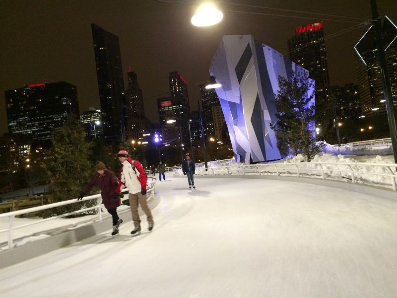 ice skating ribbon chicago maggie daley park