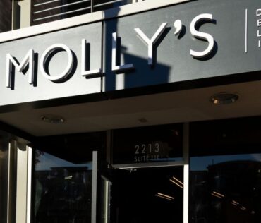 Molly’s Cafe & Deli