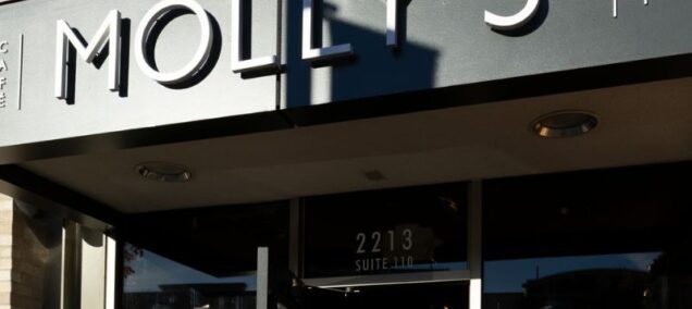 Molly’s Cafe & Deli