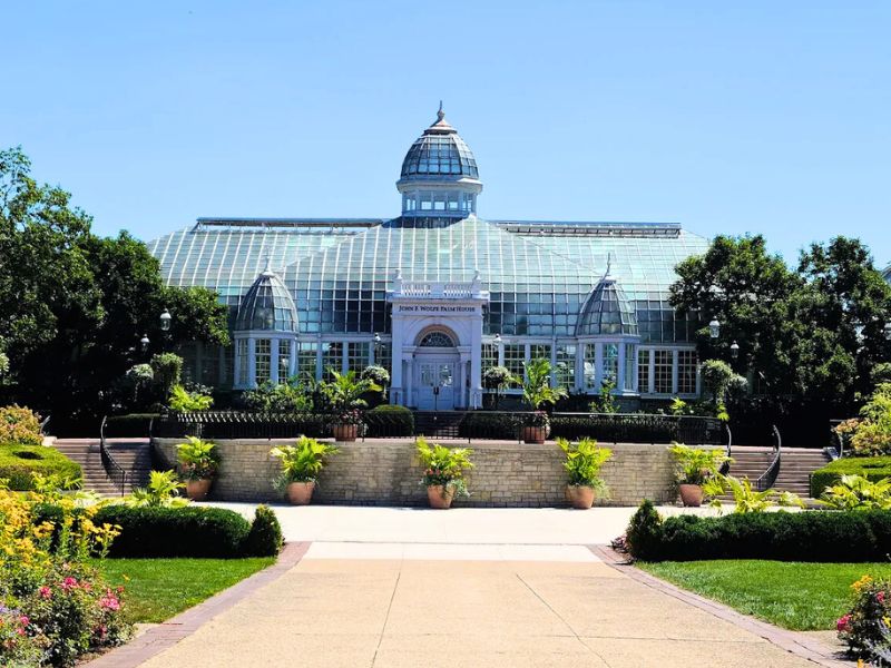 Things to do in Columbus, Ohio - Franklin Park Conservatory and Botanical Gardens.