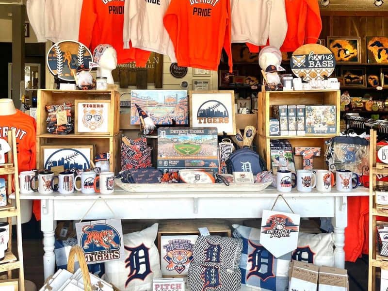 MI Barnwood & Salvage Tigers Fan Fest Facebook (1)