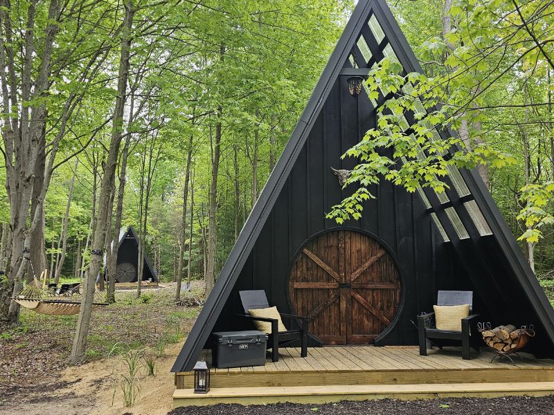 Michigan Bucket List Places to Stay the woods luxury cabins