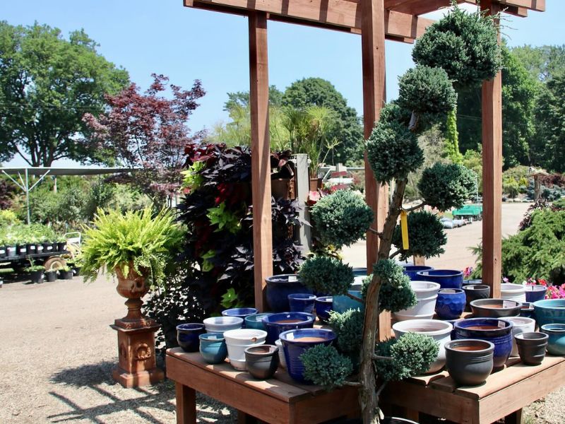 Everett's Gardens Facebook