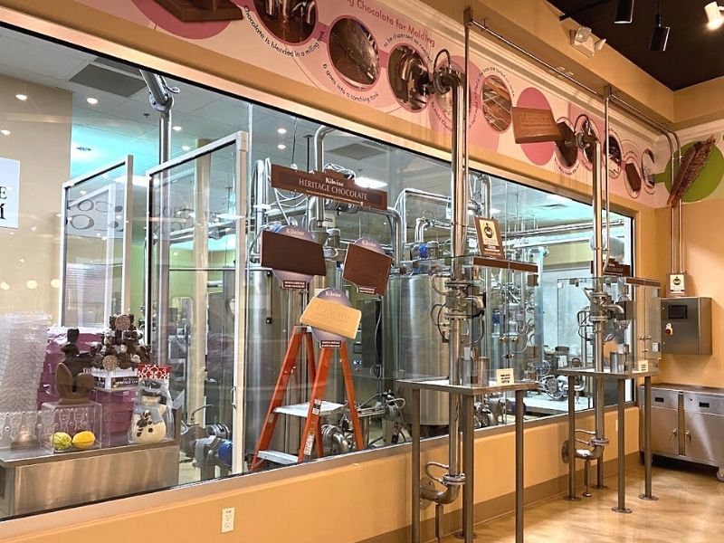 Kilwins-Chololate-Tour-Petoskey-MI