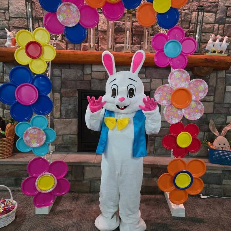 Log Cabin Inn & Banquet Center EE Bunny Photos & Makers Market Facebook (1)