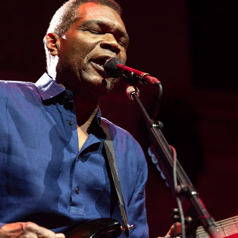 The Robert Cray Band at GLC Live at 20 Monroe