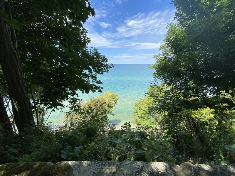 manistee-mi-Lake-Bluff-Bird-Sanctuary