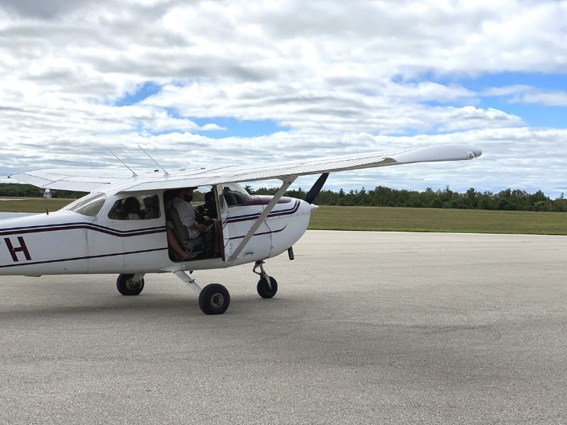 manistee-scenic-airplane-ride-1