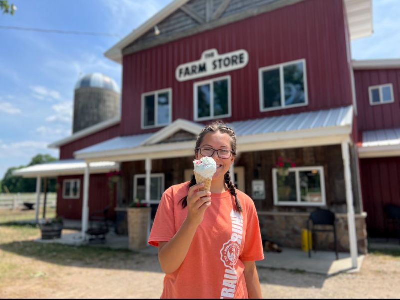 De Vor Dairy Farm & Creamery - FB