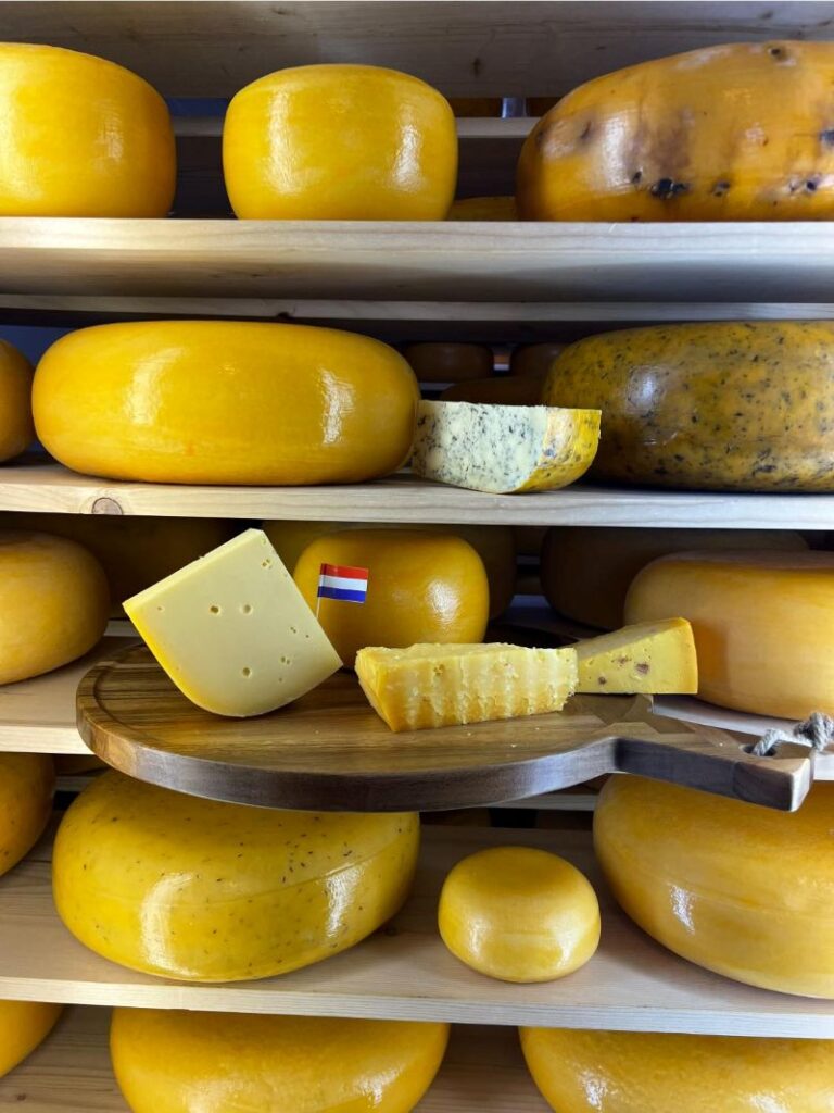 De Vor Dairy Farm & Creamery Gouda Cheese - FB