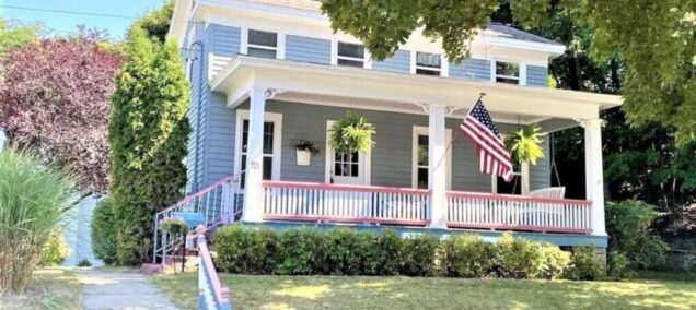 Family-Home-Near-Beach-Manistee-MI