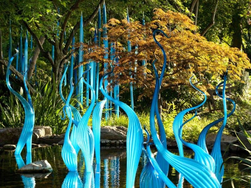 Frederik Meijer Gardens presents CHIHULY webpage