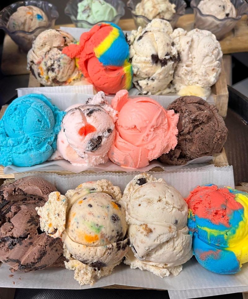 House of Flavors Ice Cream - FB