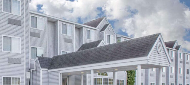 Microtel-Inn-and-Suites-Manistee