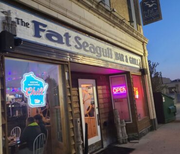 Fat Seagull Manitowoc Exterior Rudd