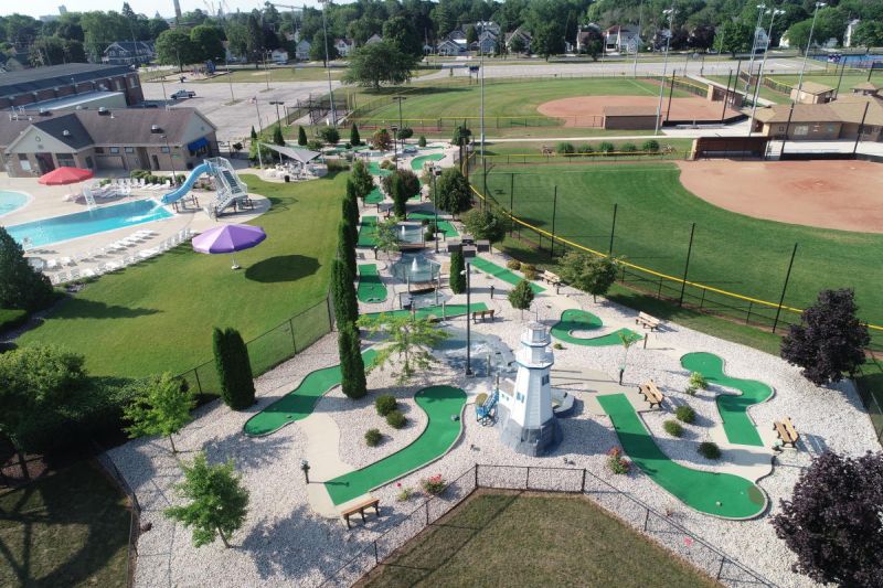 Manitowoc Aquatic Center Mini Golf Course