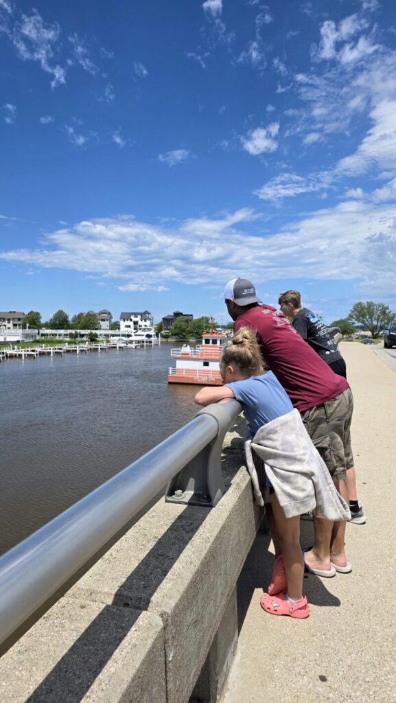 New Buffalo Whittaker Street Family Watching Boats Ver