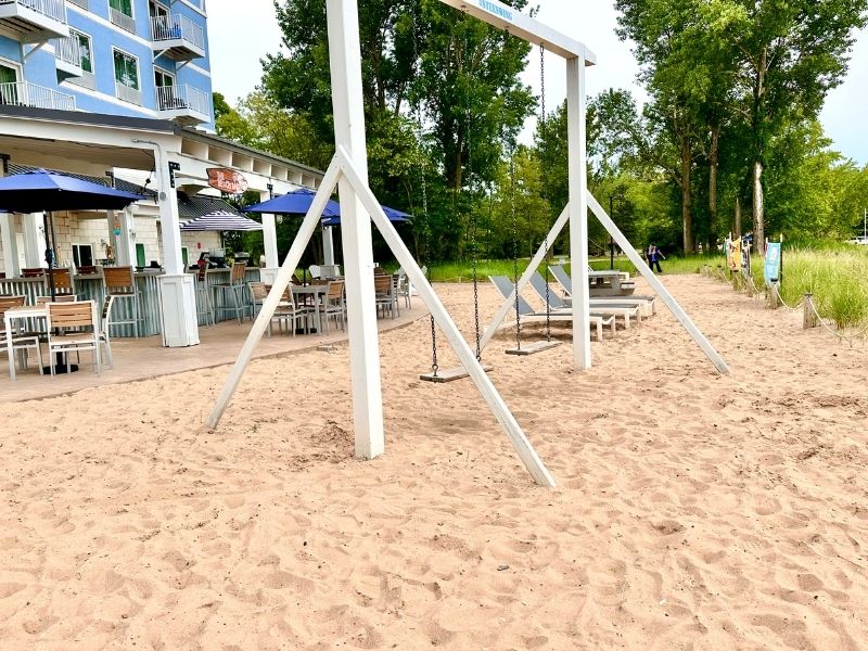 Swings On The Patio Hampton Inn Manistee