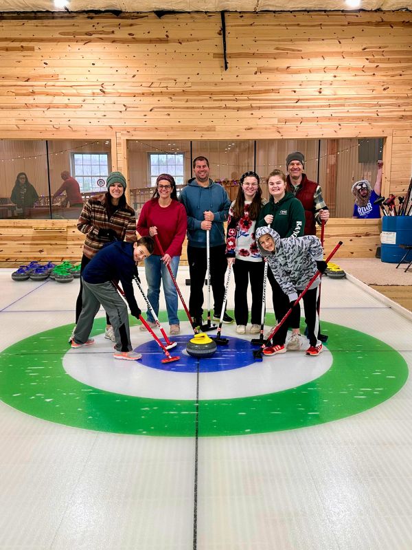 learn-to-curl, leelanau Curling club in Maple City, MI
