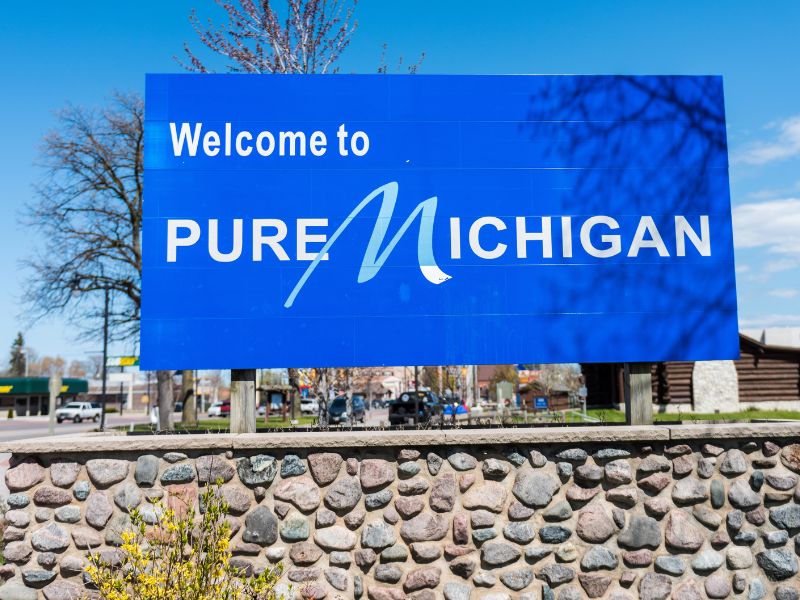 welcome to pure michigan sign