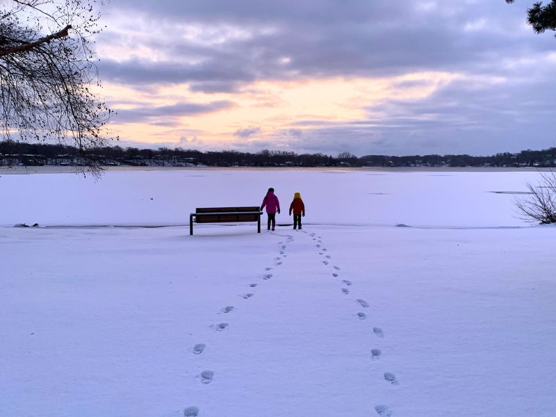 winter-footprints-in-the-snow